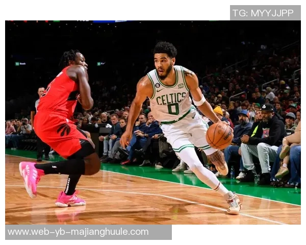 普尔首秀表现平平20分钟贡献11分4板4助1帽展现潜力与不足