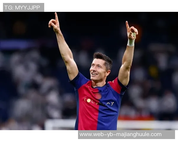 莱万不打算退役或将自由身离开巴萨未来去向引关注